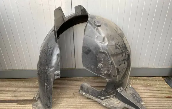 Audi A1 Front wheel arch liner splash guards 82A809957AE 82A809957