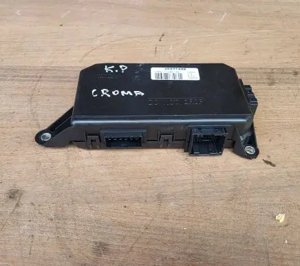 Fiat Croma Door control unit/module 46831445 100524 NPGL1GSX194