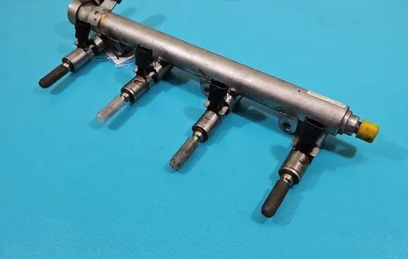 Fuel injector