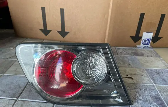 Mazda 6 Tailgate rear/tail lights 22662980
