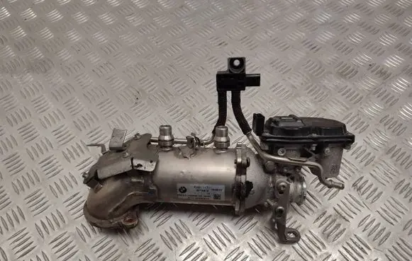 BMW 5 G30 G31 EGR valve cooler 8574815 11718574815