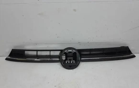 Volkswagen Polo VI Front bumper upper radiator grill 2GS853651C