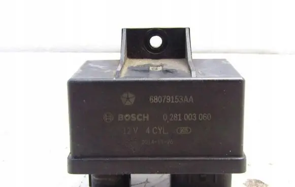 Jeep Cherokee Glow plug pre-heat relay 68079153AA