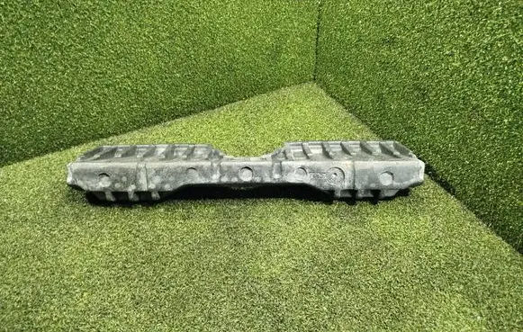Opel Vivaro Rear bumper foam support bar 850905554R 93457030