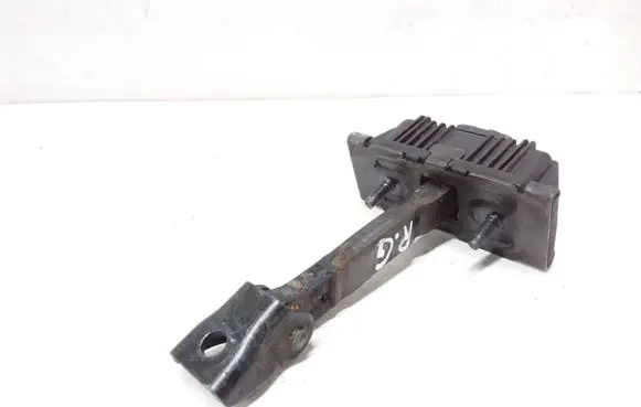 Toyota Avensis T250 Rear door check strap stopper