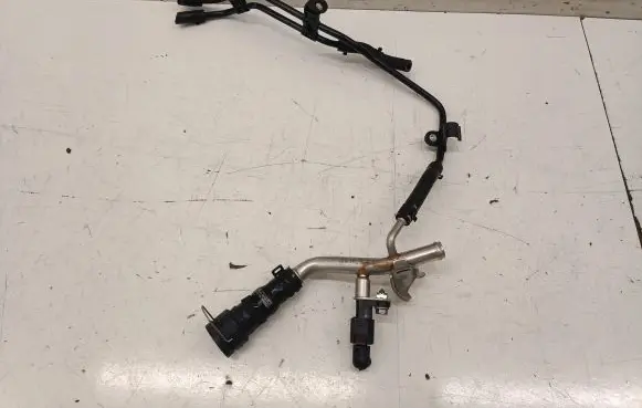 Audi A3 8Y Engine coolant pipe/hose 05L121050C