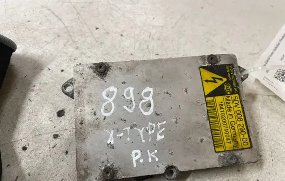Jaguar X-Type Headlight ballast module Xenon 021661