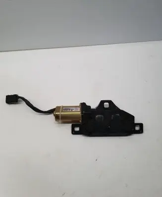BMW 5 E60 E61 Tailgate/trunk/boot lock/catch/latch 7129931