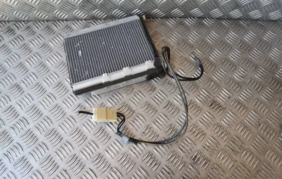 Toyota Corolla Verso AR10 Electric cabin heater radiator