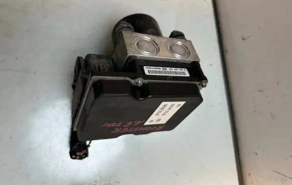 Skoda Roomster (5J) ABS Pump 6R0907379AA 6R0907379AF