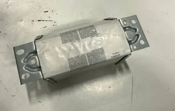 Passenger airbag