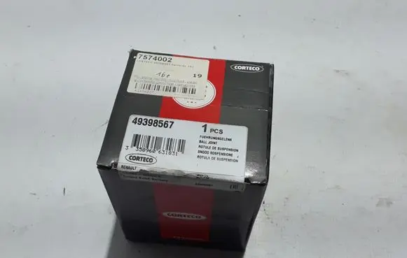 Renault Megane III Front ball joint 7574002