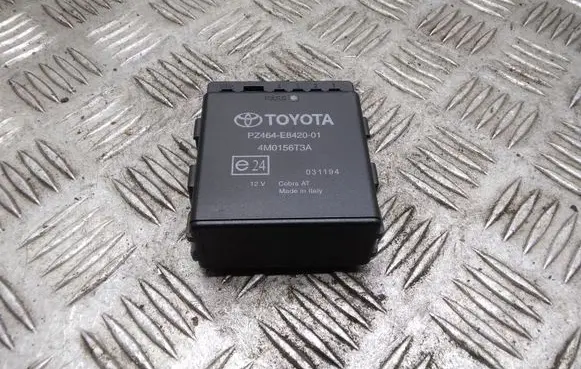 Toyota Corolla Verso AR10 Parking PDC control unit/module PZ464E842001 4M0156T3A