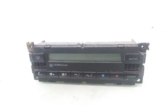 Volkswagen PASSAT B5 Climate control unit