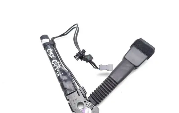 BMW 1 E81 E87 Front seatbelt buckle 7213564 34050055A