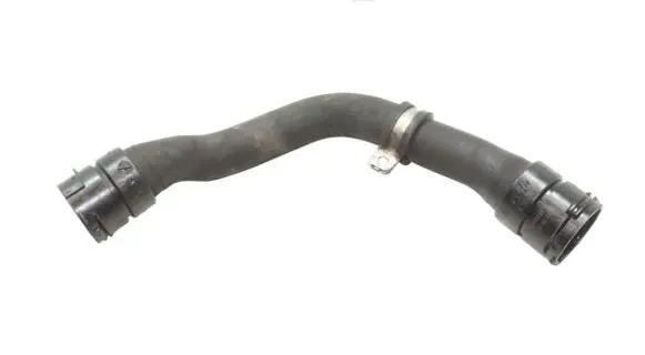 Mercedes-Benz CLA C117 X117 W117 Engine coolant pipe/hose A6512000182