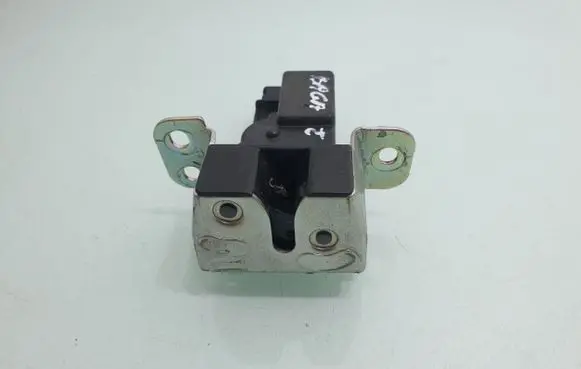 Chevrolet Captiva Loading door lock 