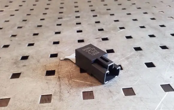 Toyota Avensis T270 Sensor 9098004179
