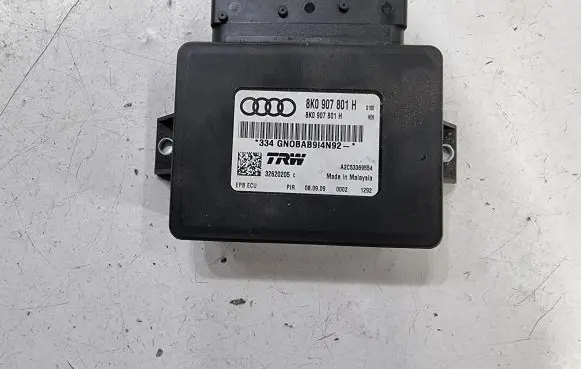 Audi Q5 SQ5 Hand brake control module 8K0907801H 32620205C A2C53369554