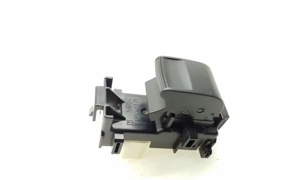 Toyota RAV 4 (XA30) Electric window control switch