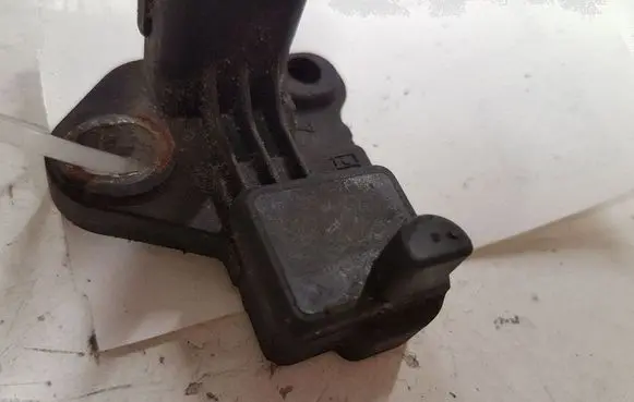Peugeot 307 Crankshaft position sensor 9637466980