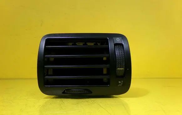 Volkswagen PASSAT B5 Dashboard side air vent grill/cover trim 3B0819703A