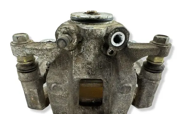 Rear brake caliper