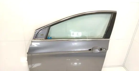 Hyundai i40 Front door