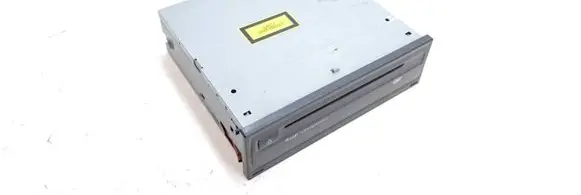 Audi A6 S6 C6 4F Navigation unit CD/DVD player 4E0910887D 4E0919887C