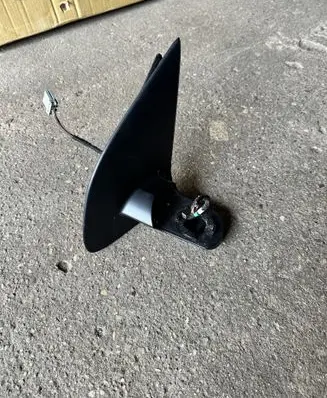 Nissan Qashqai Front door wing mirror part LH3004 3004