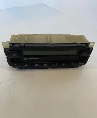 Volkswagen Golf IV Climate control unit 3B1907044B 5HB00761710