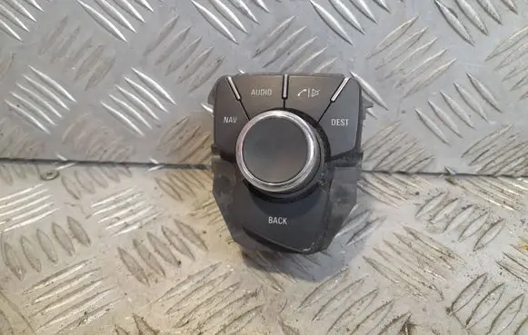 Opel Insignia A Head unit multimedia control 13310066