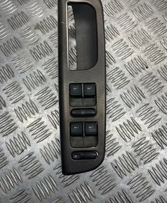 Volkswagen PASSAT B5.5 Electric window control switch 1J4959857D 03755031