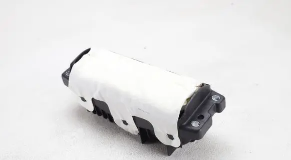 Audi Q3 8U Passenger airbag 8U0880204D