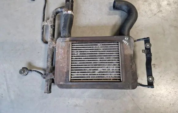 Mitsubishi L200 Intercooler air channel guide 