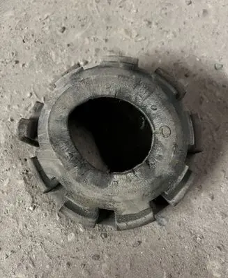 Jeep Grand Cherokee (WJ) Front coil spring rubber mount 