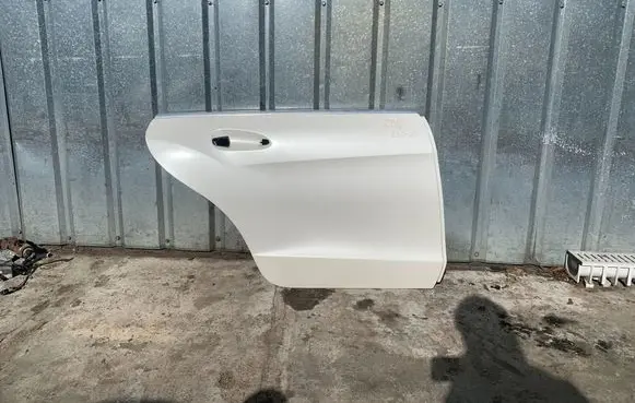 Mercedes-Benz CLS C218 X218 Rear door 