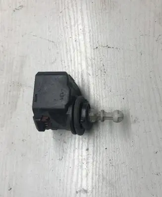 Ford Fiesta Headlight level adjustment motor 00883040