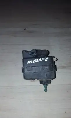 Renault Megane I Headlight level adjustment motor 7700840141