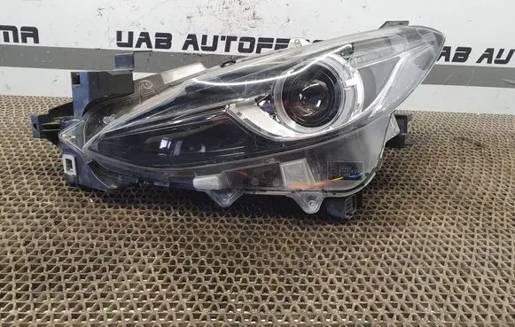 Mazda 3 II Headlight/headlamp BHN351040 BHR251040 K2442