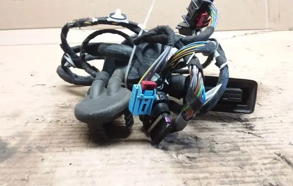 Audi A3 S3 8V Front door wiring loom 8V4971030