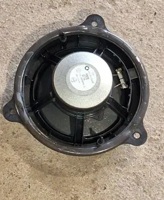 Renault Clio V Front door speaker 281569368R