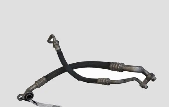 Opel Insignia A Air conditioning (A/C) pipe/hose 13220107 316137793