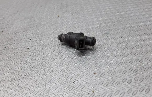 Audi A6 S6 C5 4B Fuel injector 078133551AC
