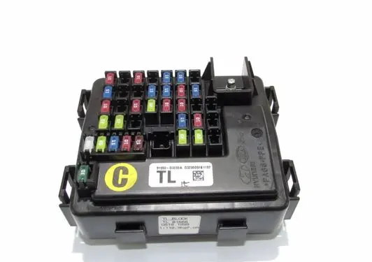 Hyundai Tucson TL Fuse module 91950D3230A