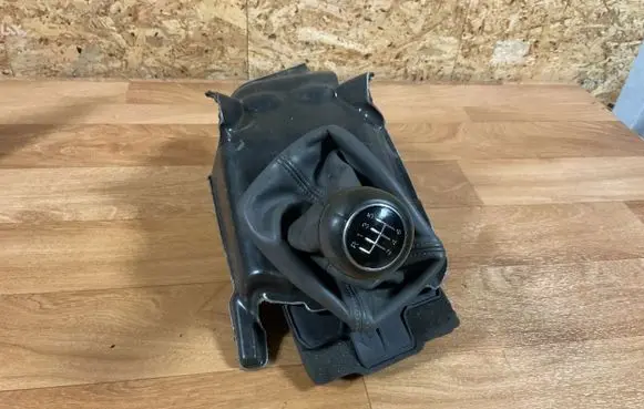Audi A4 S4 B7 8E 8H Gear shifter/selector 8E0711159