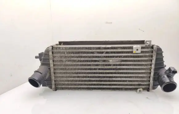 Hyundai i40 Intercooler radiator 282702A540