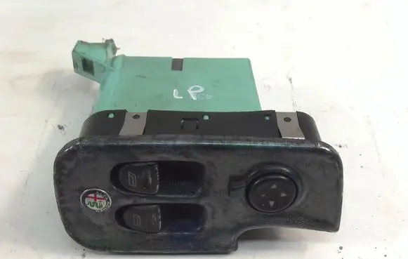 Alfa Romeo GTV Electric window control switch 61026700