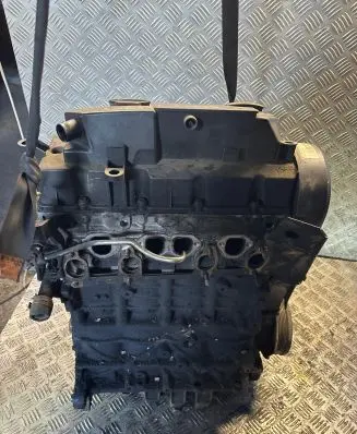 Volkswagen Golf V Engine