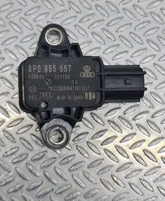 Audi A4 S4 B7 8E 8H Airbag deployment crash/impact sensor 8P0955557 211106 011106